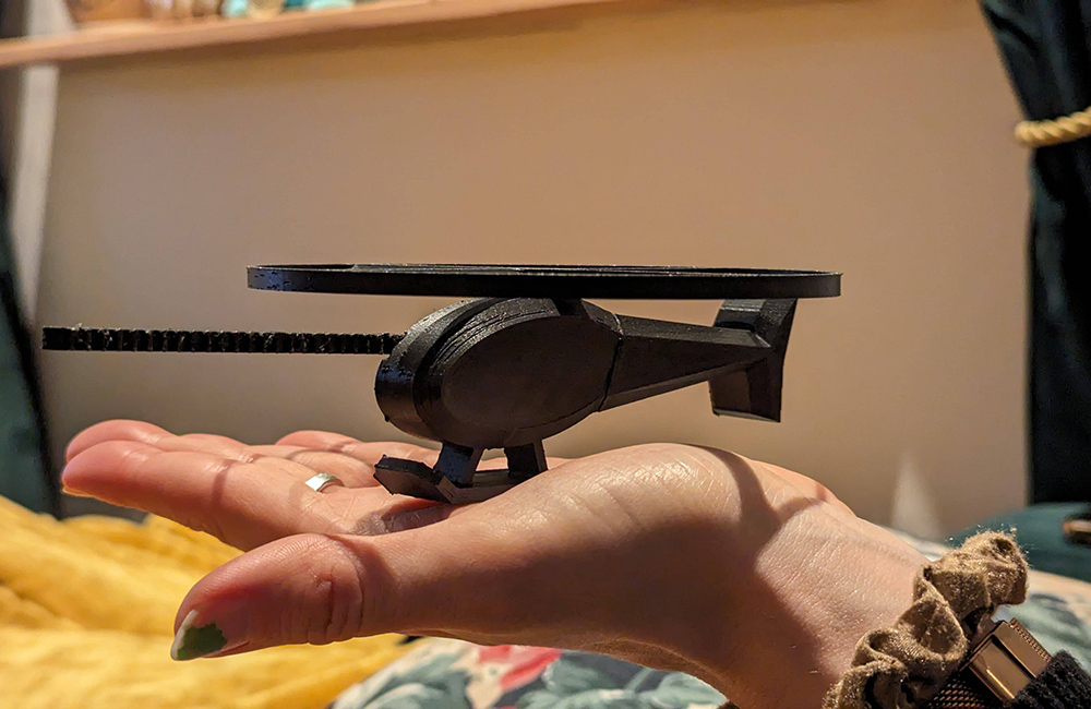 直升机玩具